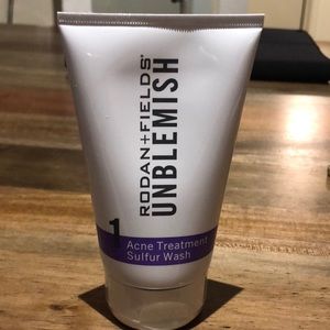 Rodan + Fields Acne Treatment Sulfur Wash